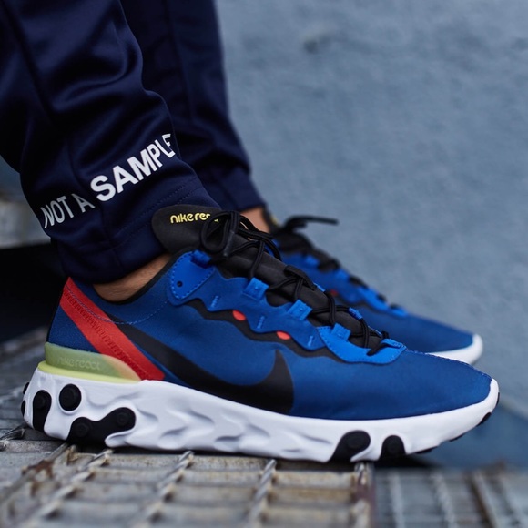 nike react element 55 captain marvel